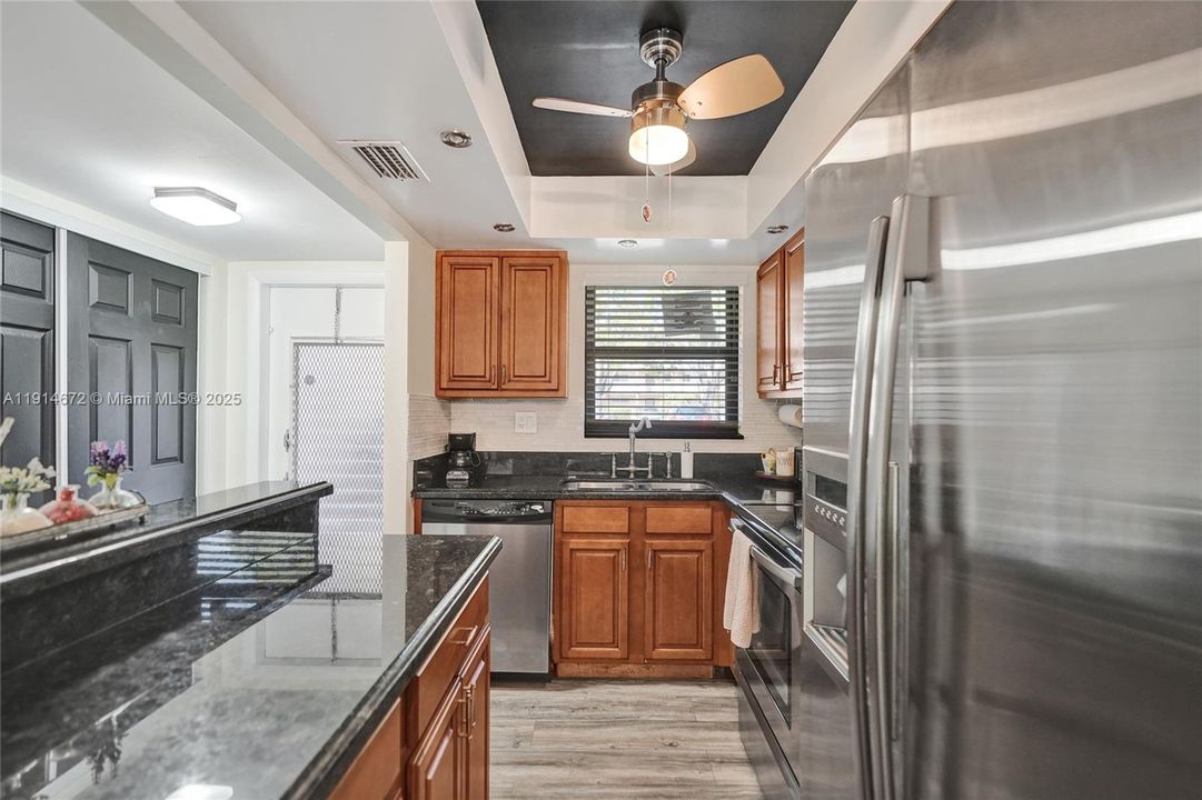 待售: $150,000 (2 贝兹, 2 浴室, 850 平方英尺)