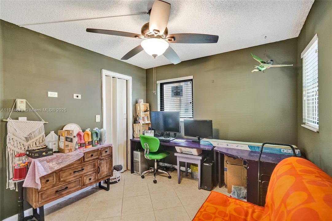 待售: $150,000 (2 贝兹, 2 浴室, 850 平方英尺)