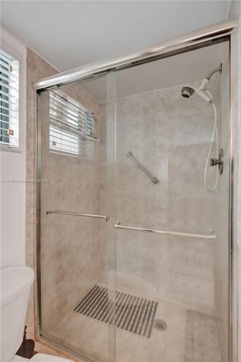 待售: $150,000 (2 贝兹, 2 浴室, 850 平方英尺)