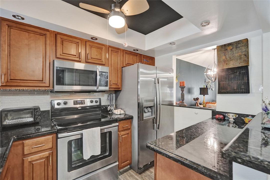 待售: $150,000 (2 贝兹, 2 浴室, 850 平方英尺)