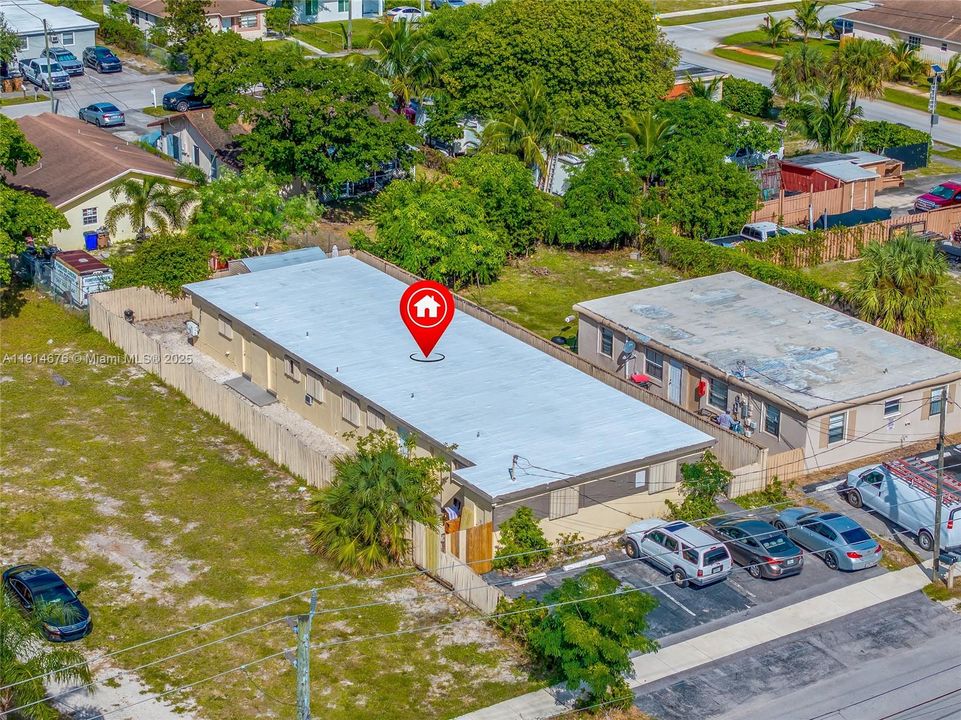 For Sale: $849,000 (0 beds, 0 baths, 2432 Square Feet)