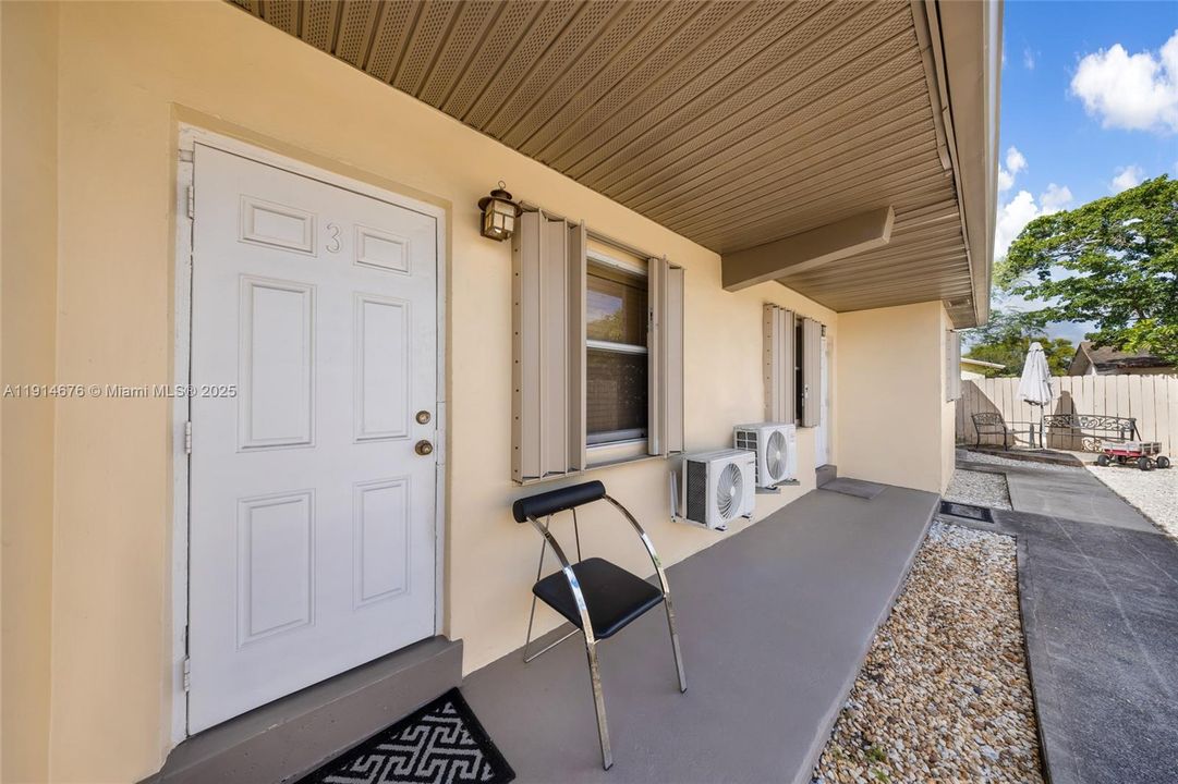 For Sale: $849,000 (0 beds, 0 baths, 2432 Square Feet)