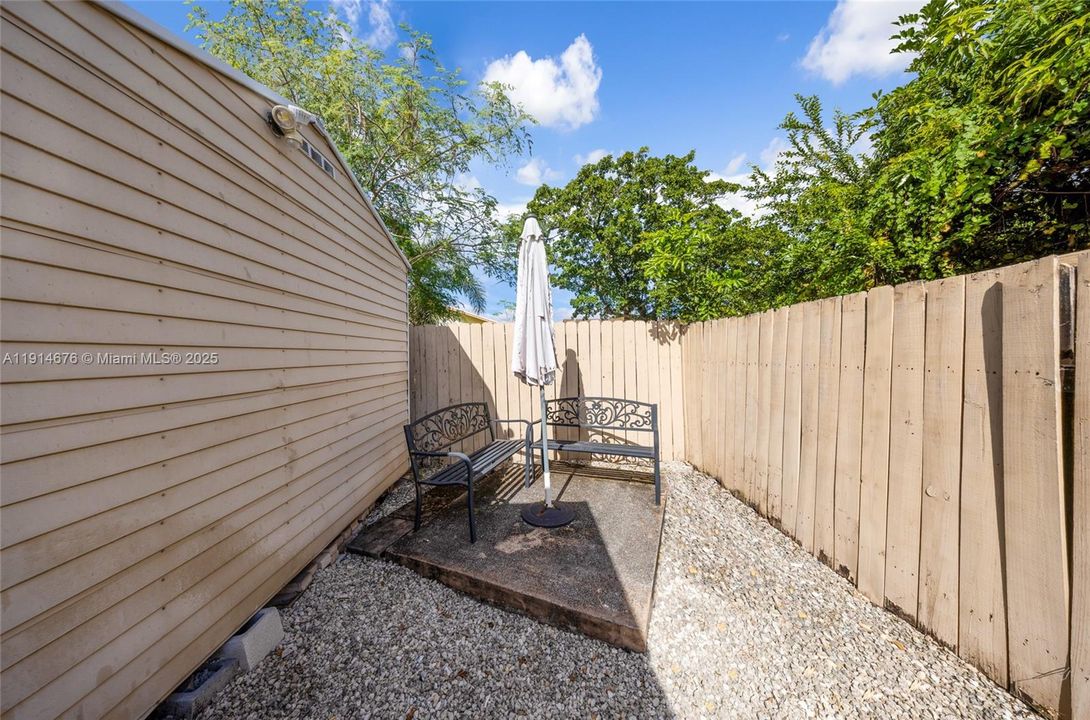 For Sale: $849,000 (0 beds, 0 baths, 2432 Square Feet)