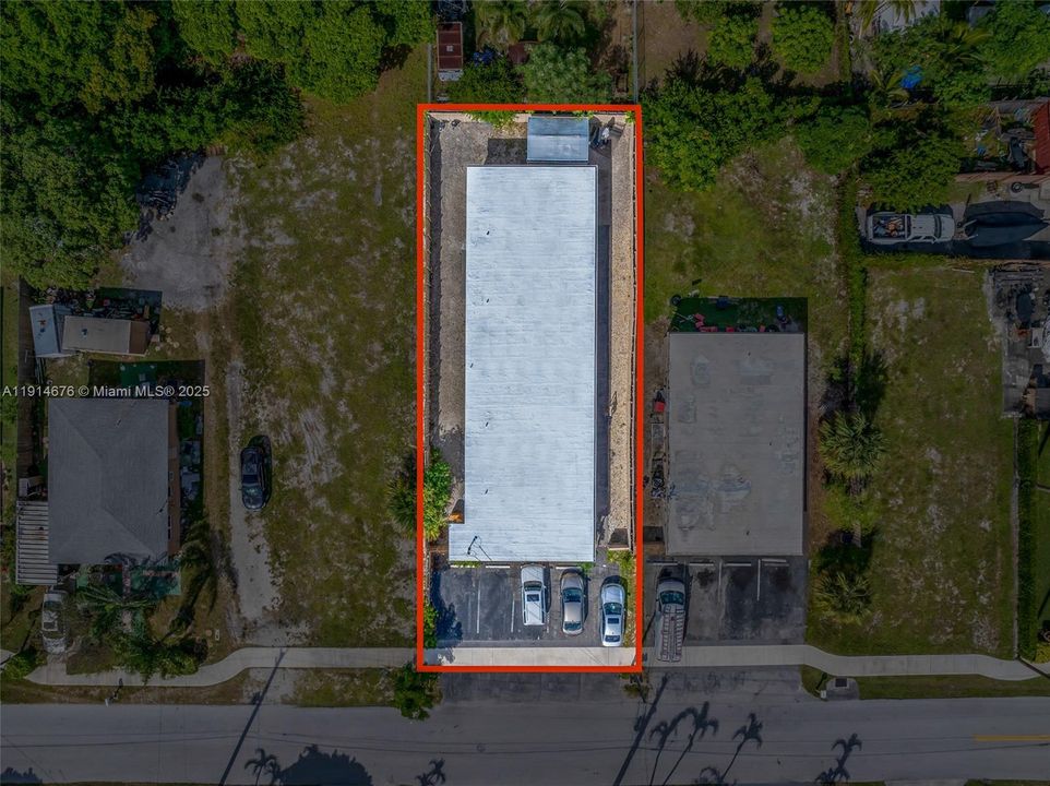 For Sale: $849,000 (0 beds, 0 baths, 2432 Square Feet)