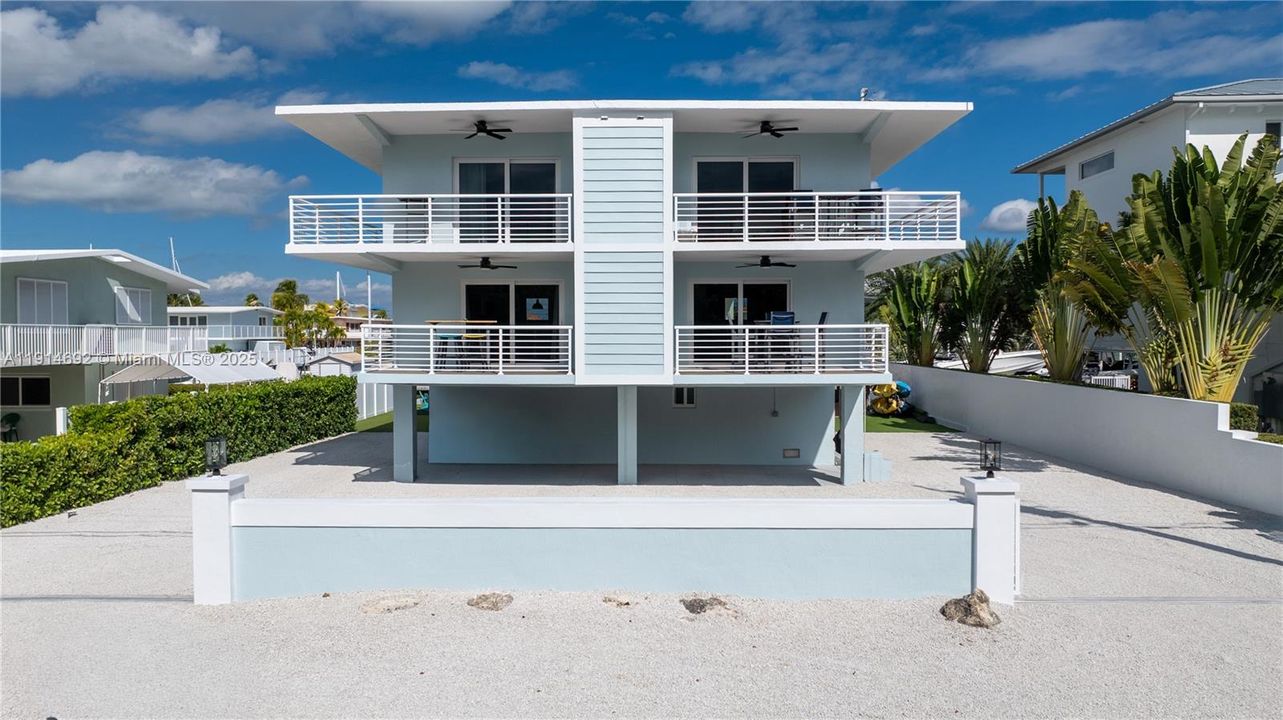 На продажу: $2,695,000 (0 спален, 0 ванн, 2485 Квадратных фут)