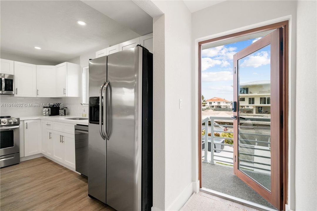 На продажу: $2,695,000 (0 спален, 0 ванн, 2485 Квадратных фут)