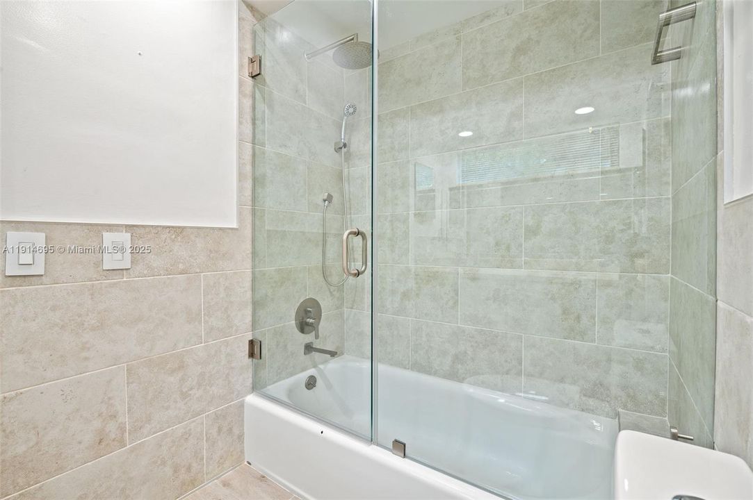 JACK AND JILL BATH #3