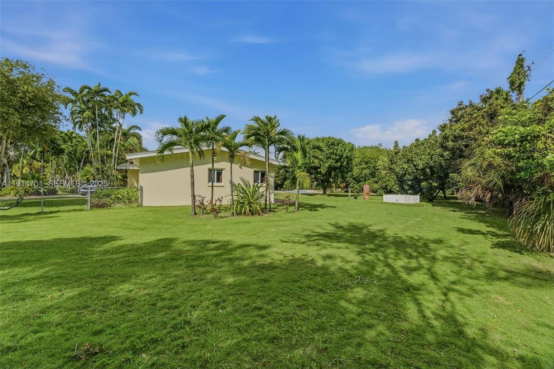 待售: $2,650,000 (4 贝兹, 3 浴室, 3059 平方英尺)