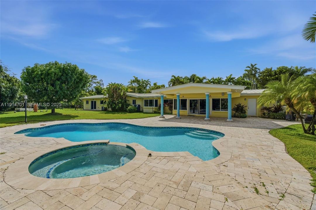 待售: $2,650,000 (4 贝兹, 3 浴室, 3059 平方英尺)