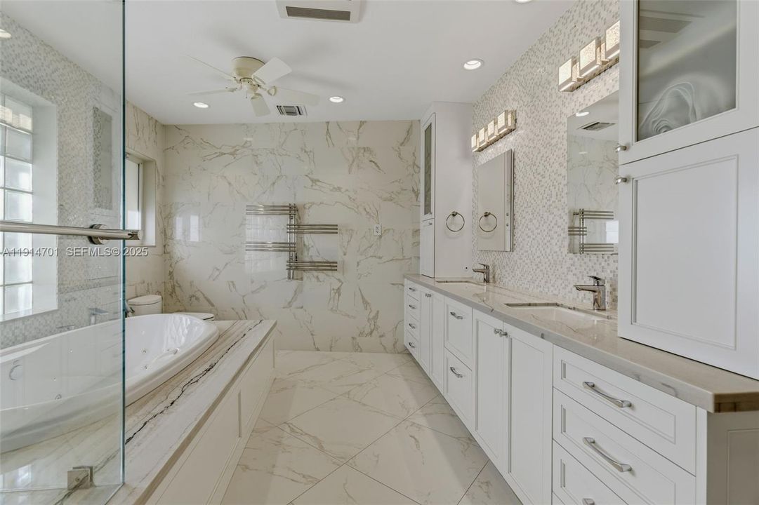 待售: $2,650,000 (4 贝兹, 3 浴室, 3059 平方英尺)