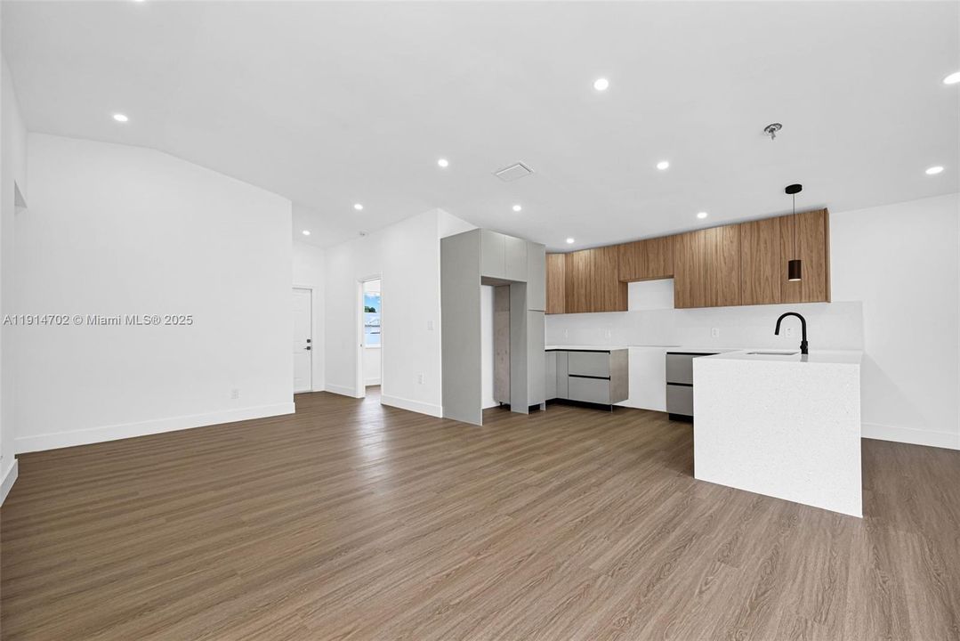 Active With Contract: $589,000 (4 beds, 2 baths, 1349 Square Feet)