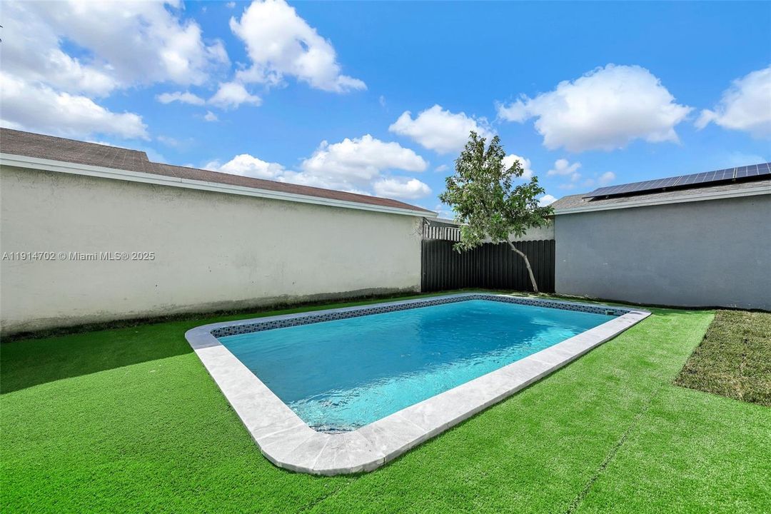 Active With Contract: $589,000 (4 beds, 2 baths, 1349 Square Feet)