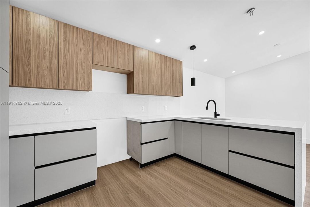 Active With Contract: $589,000 (4 beds, 2 baths, 1349 Square Feet)