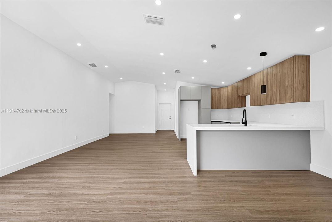 Active With Contract: $589,000 (4 beds, 2 baths, 1349 Square Feet)