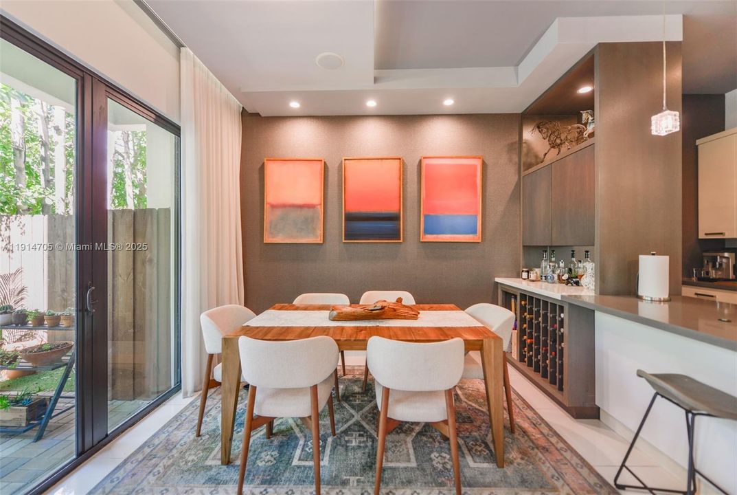 На продажу: $1,600,000 (3 спален, 2 ванн, 2577 Квадратных фут)