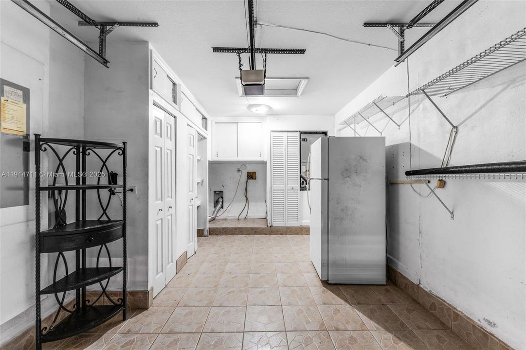 Activo con contrato: $629,999 (3 camas, 2 baños, 1567 Pies cuadrados)