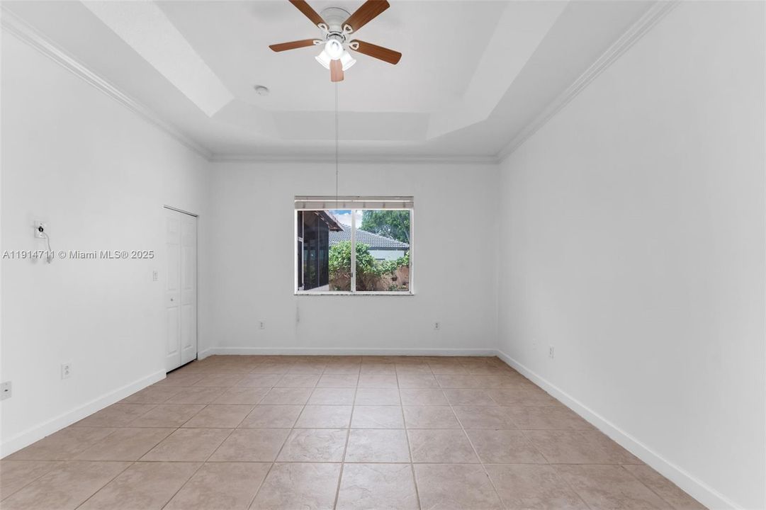 Activo con contrato: $629,999 (3 camas, 2 baños, 1567 Pies cuadrados)