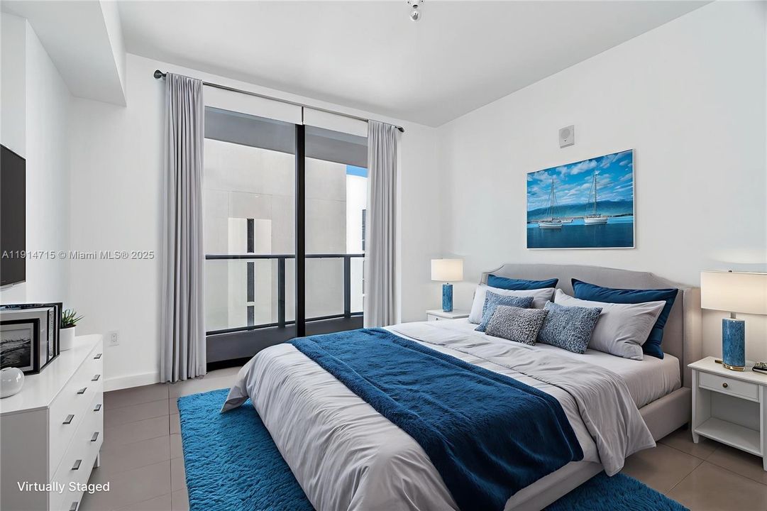 For Sale: $430,000 (1 beds, 1 baths, 752 Square Feet)