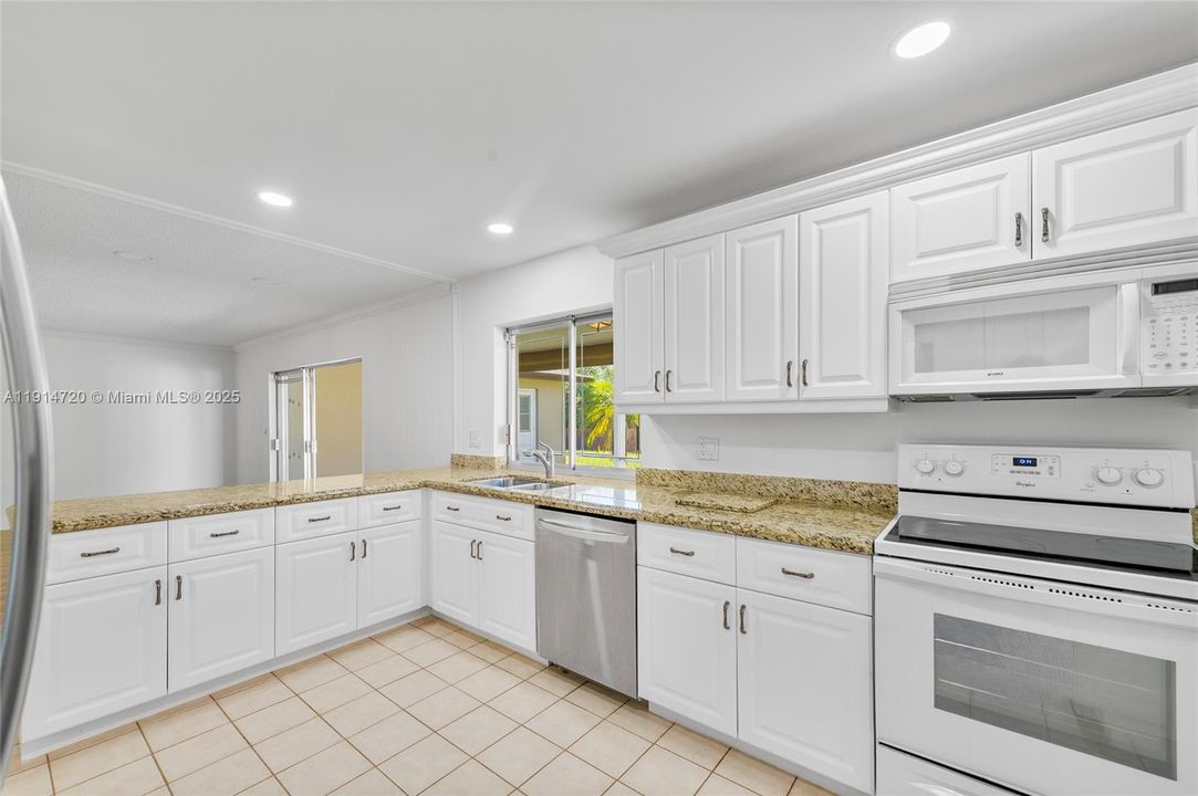 For Sale: $710,000 (4 beds, 2 baths, 2296 Square Feet)