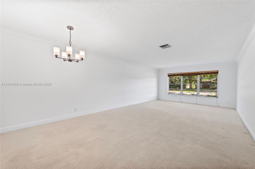 For Sale: $710,000 (4 beds, 2 baths, 2296 Square Feet)