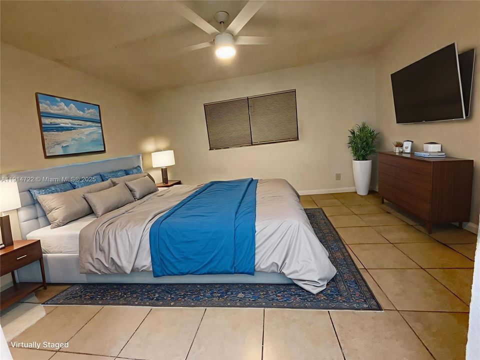 Active With Contract: $1,750 (2 beds, 2 baths, 1096 Square Feet)