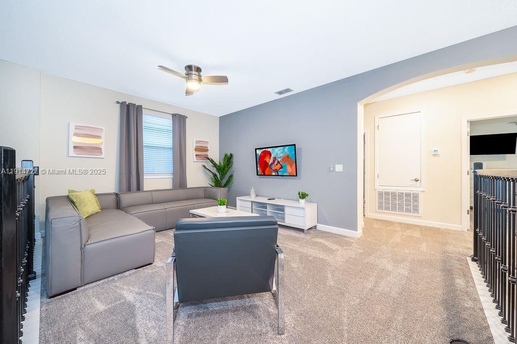 For Sale: $640,000 (5 beds, 5 baths, 0 Square Feet)