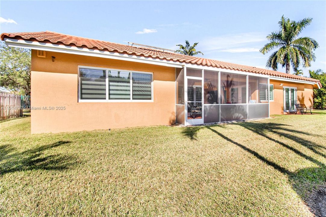 待售: $840,000 (4 贝兹, 2 浴室, 2532 平方英尺)