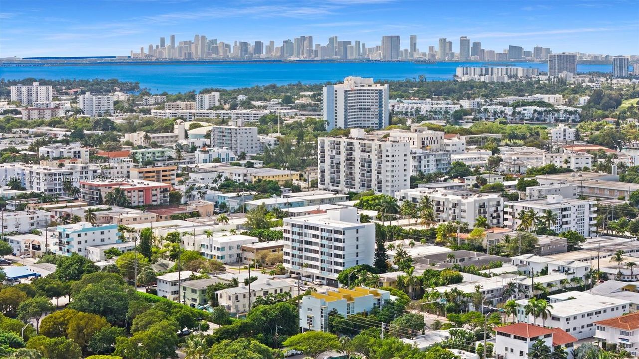 En Venta: $549,888 (2 camas, 2 baños, 1068 Pies cuadrados)