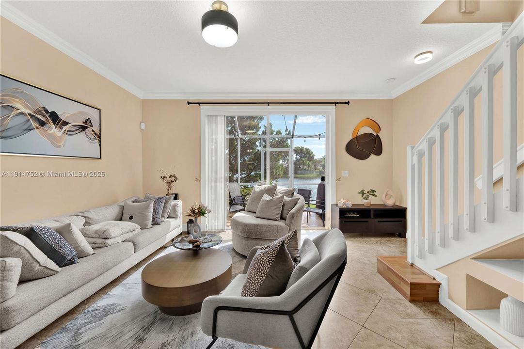 For Rent: $2,900 (2 beds, 2 baths, 1131 Square Feet)