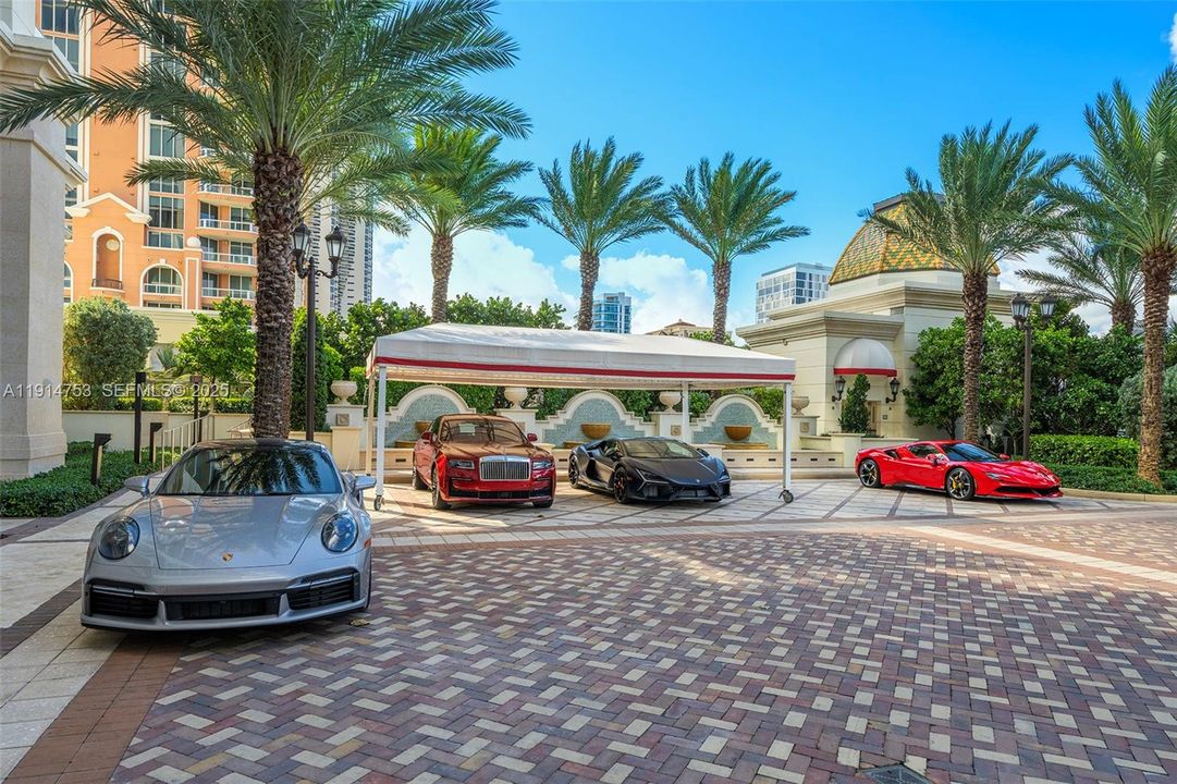 For Sale: $16,495,000 (4 beds, 5 baths, 5573 Square Feet)