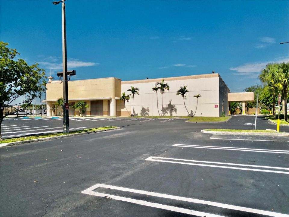 待售: $9,750,000 (0 贝兹, 0 浴室, 0 平方英尺)