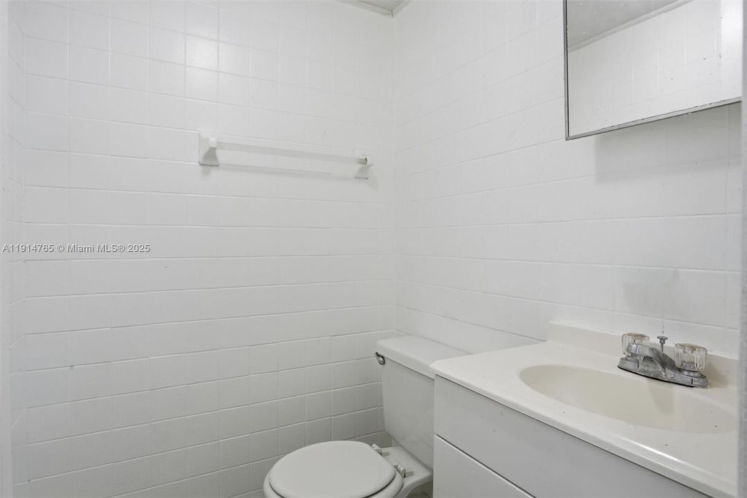 For Rent: $1,650 (1 beds, 1 baths, 0 Square Feet)