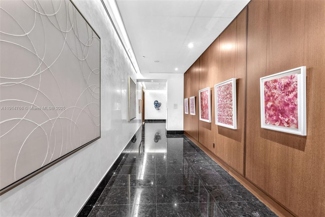 На продажу: $1,290,000 (2 спален, 2 ванн, 1500 Квадратных фут)