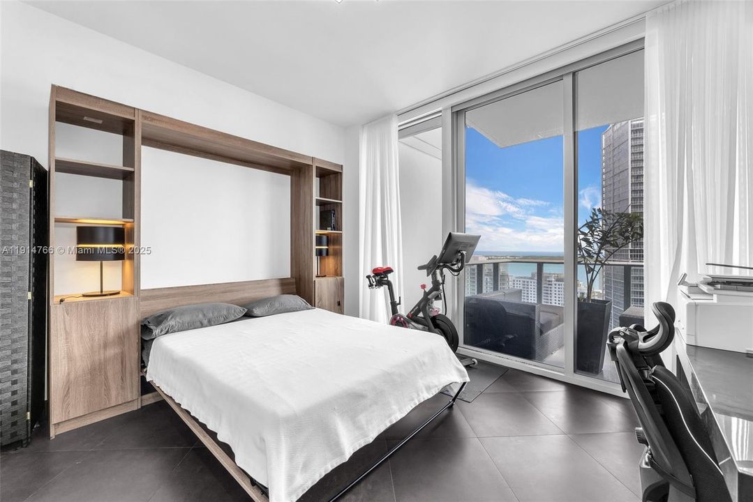 На продажу: $1,290,000 (2 спален, 2 ванн, 1500 Квадратных фут)