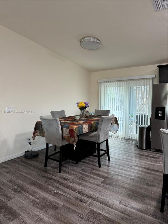 На продажу: $310,000 (3 спален, 2 ванн, 0 Квадратных фут)