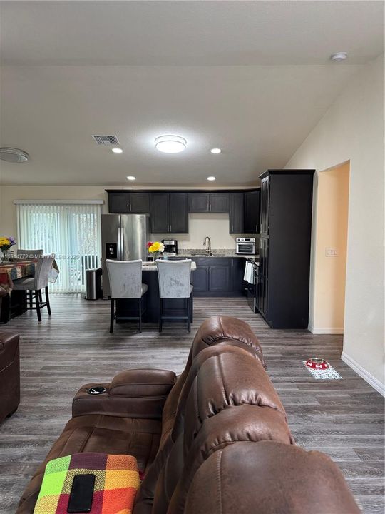 На продажу: $310,000 (3 спален, 2 ванн, 0 Квадратных фут)