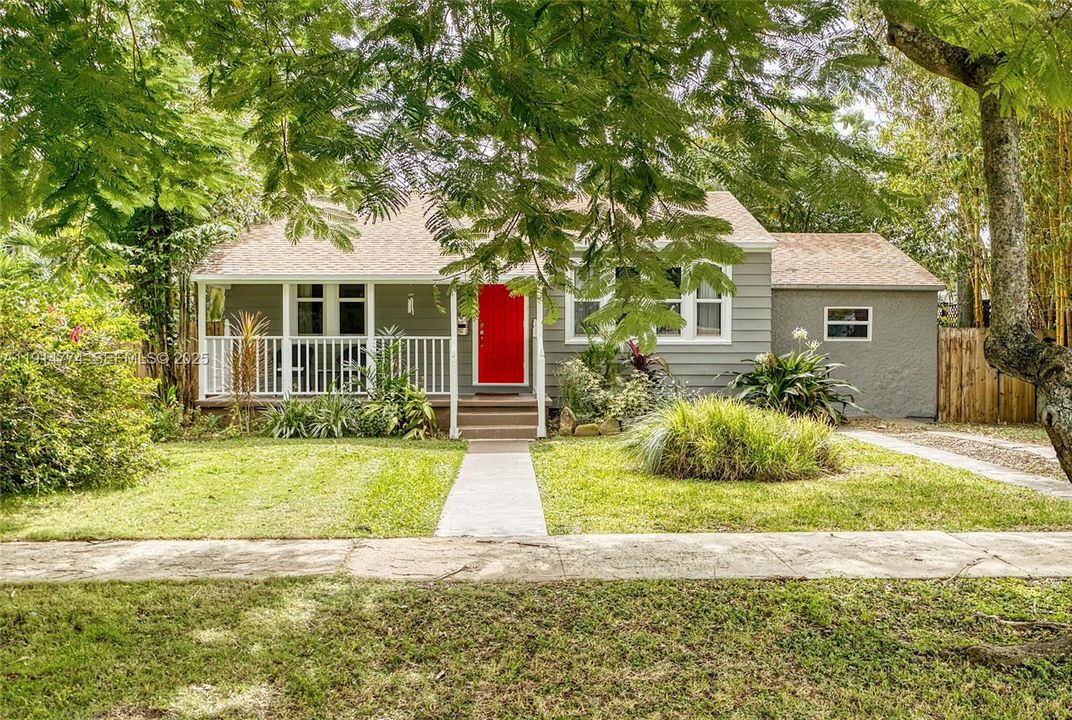 En Venta: $620,000 (3 camas, 1 baños, 1037 Pies cuadrados)