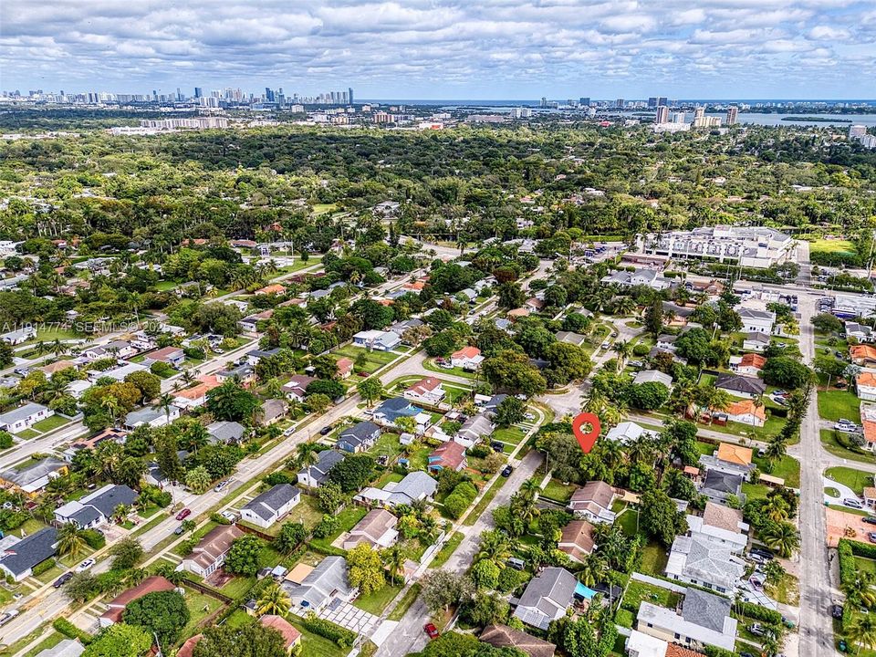 En Venta: $620,000 (3 camas, 1 baños, 1037 Pies cuadrados)