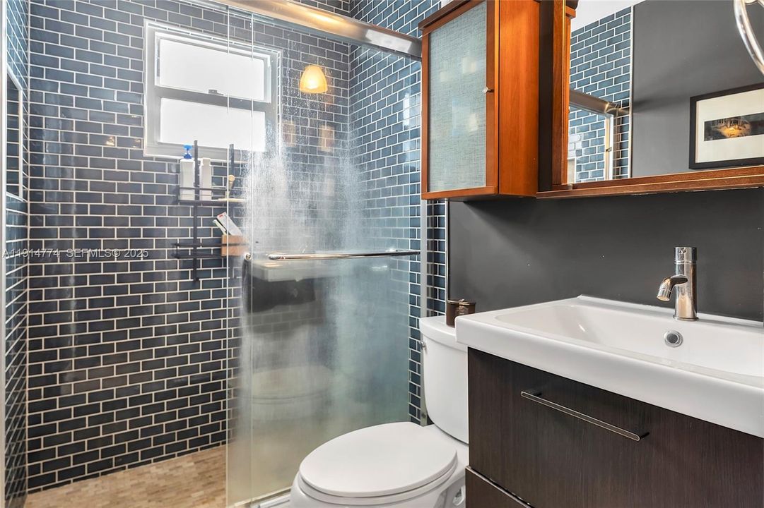 En Venta: $620,000 (3 camas, 1 baños, 1037 Pies cuadrados)