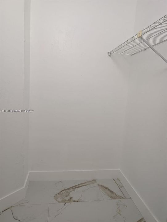 出租: $3,500 (3 贝兹, 2 浴室, 1416 平方英尺)