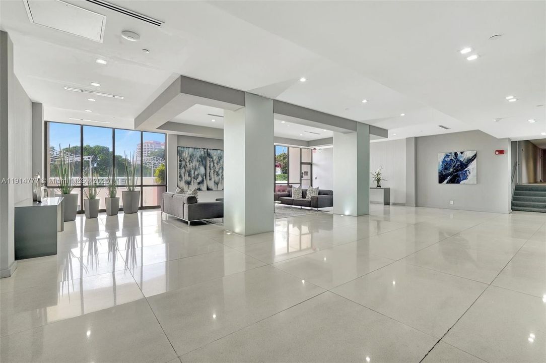 For Sale: $415,000 (2 beds, 2 baths, 1313 Square Feet)