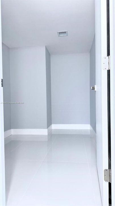 For Sale: $415,000 (2 beds, 2 baths, 1313 Square Feet)