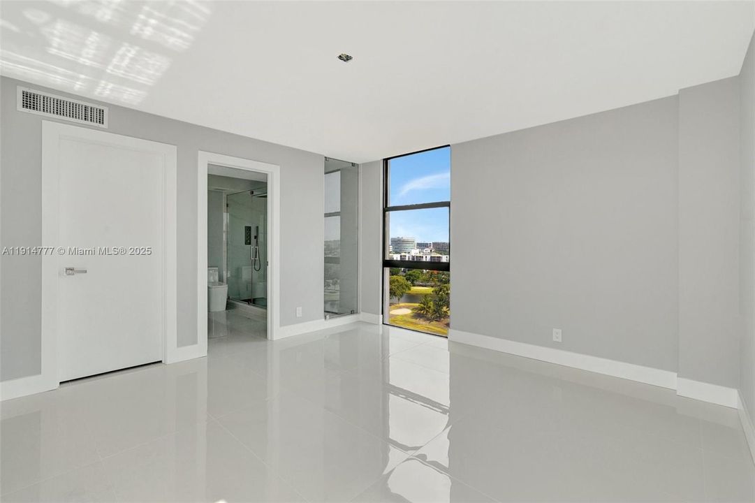 For Sale: $415,000 (2 beds, 2 baths, 1313 Square Feet)