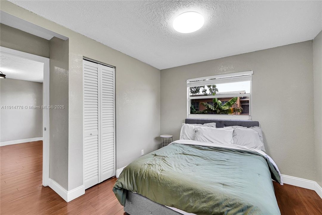 For Sale: $439,900 (3 beds, 2 baths, 1222 Square Feet)