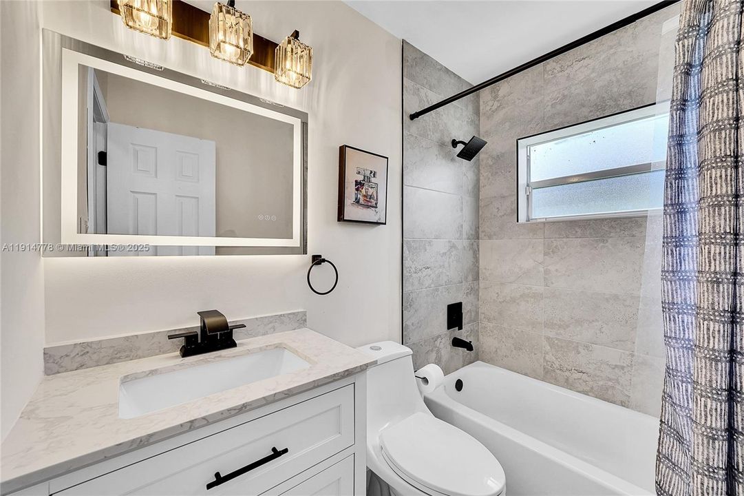 For Sale: $439,900 (3 beds, 2 baths, 1222 Square Feet)