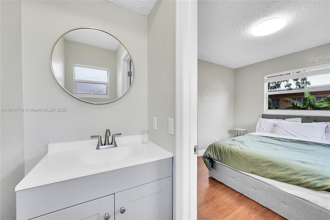 For Sale: $439,900 (3 beds, 2 baths, 1222 Square Feet)