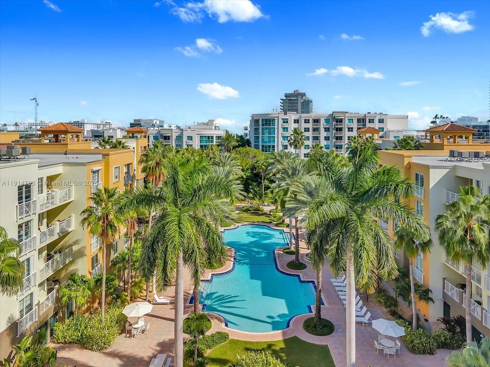 En Venta: $3,399,900 (4 camas, 3 baños, 2425 Pies cuadrados)