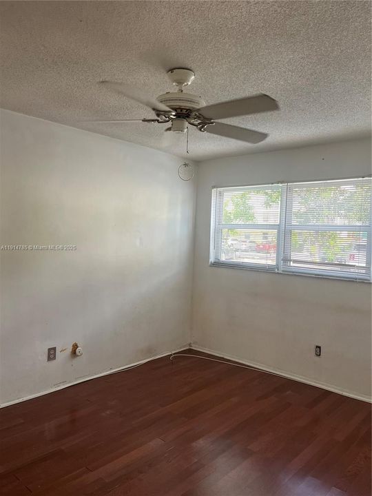 En Venta: $209,000 (2 camas, 1 baños, 875 Pies cuadrados)