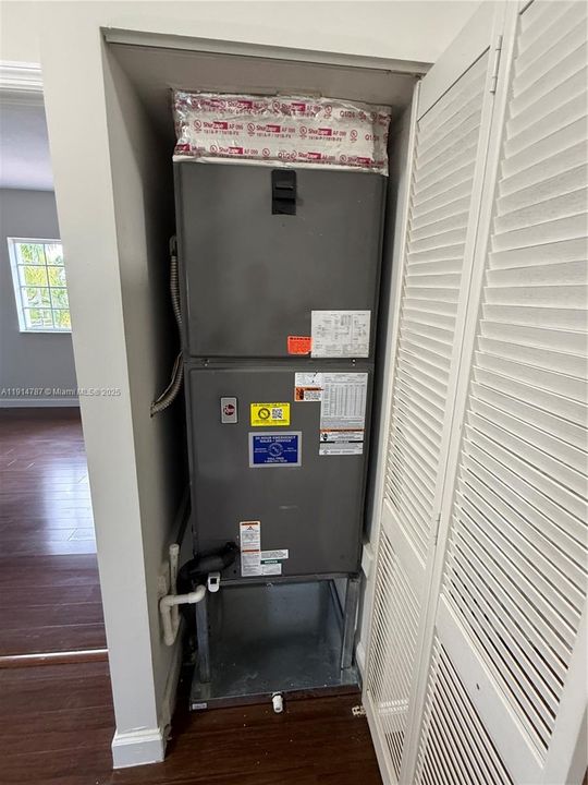 Activo con contrato: $4,000 (3 camas, 3 baños, 2603 Pies cuadrados)