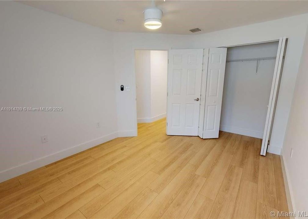 For Rent: $3,650 (3 beds, 2 baths, 1571 Square Feet)